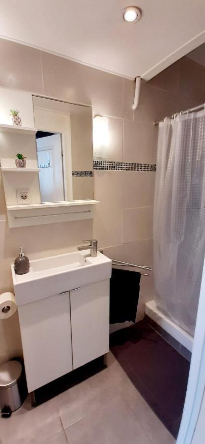 Appartement Avec Terrasse ตูลง ภายนอก รูปภาพ