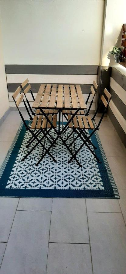 Appartement Avec Terrasse ตูลง ภายนอก รูปภาพ